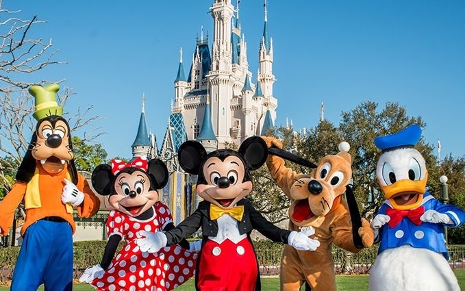 90 años de Mickey Mouse: el extraño protocolo que deben cumplir sus empleados